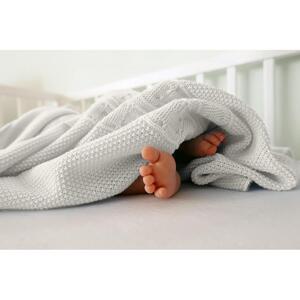 Měkká pletená deka v krémové barvě, PKB935 K002 90x90 cm